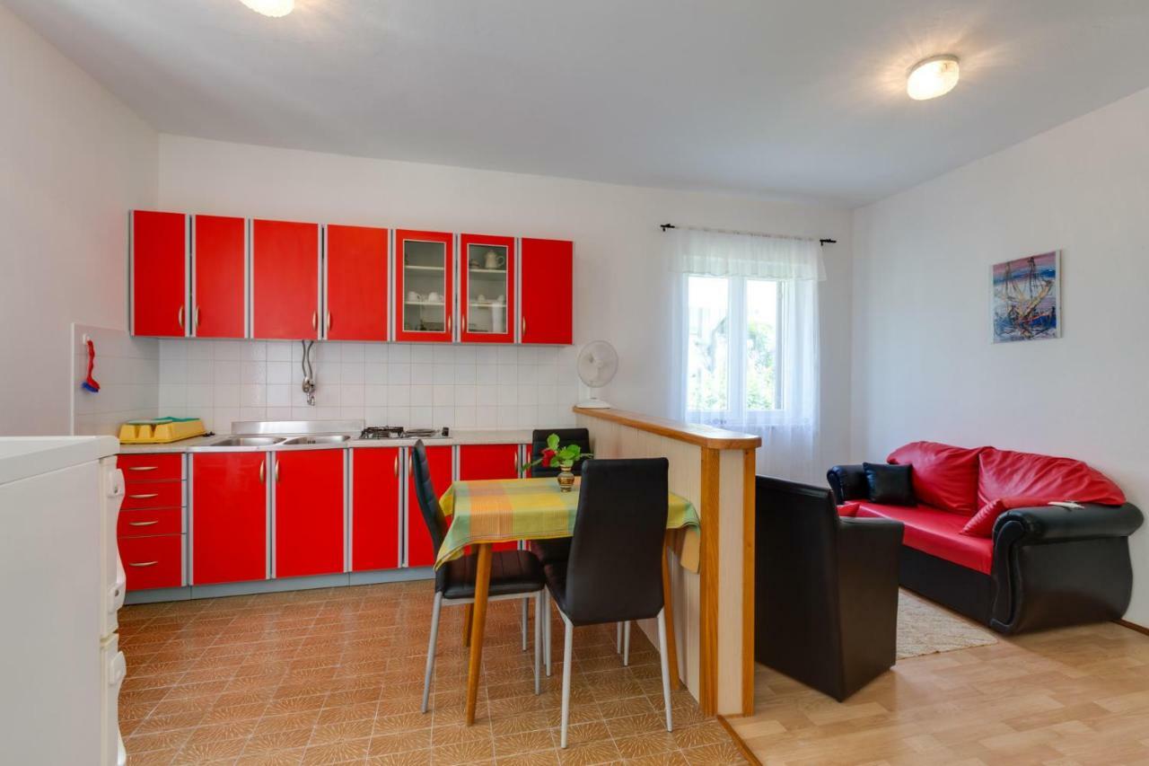Apartmani Gordana Mali Losinj Exterior photo