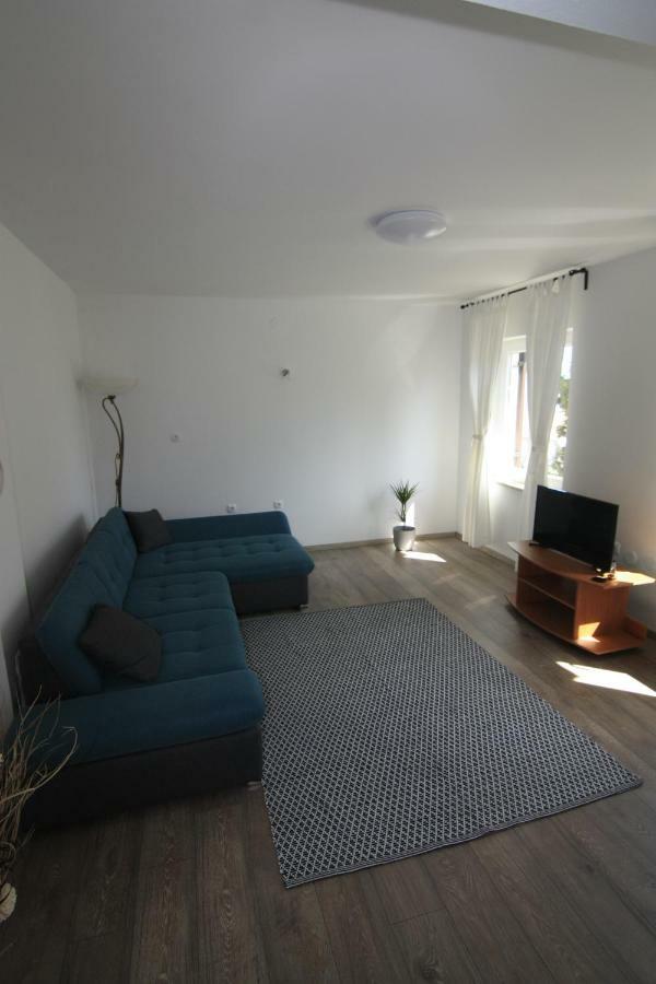 Apartmani Gordana Mali Losinj Exterior photo
