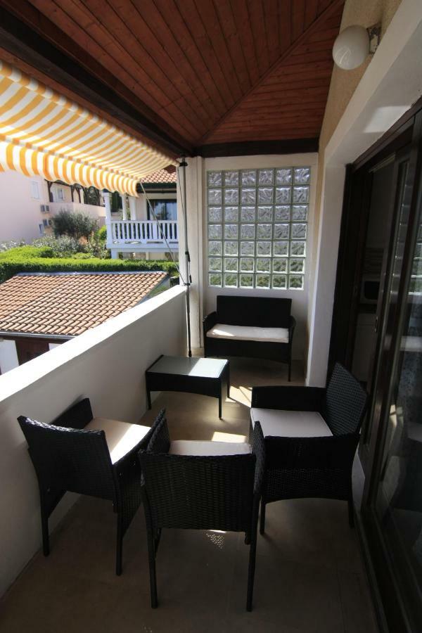 Apartmani Gordana Mali Losinj Exterior photo